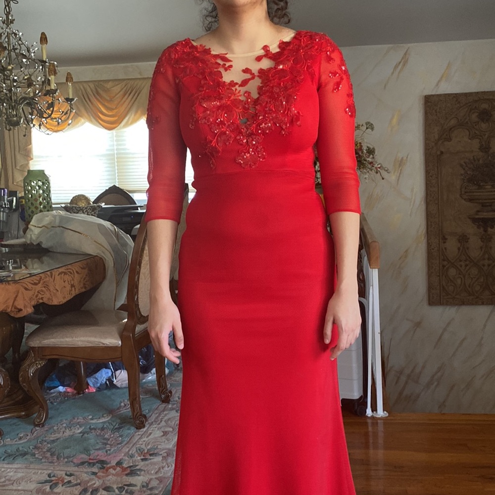Red custom made dress its two pieces you can wear it alone or with over skirt. - Picture 5 of 8